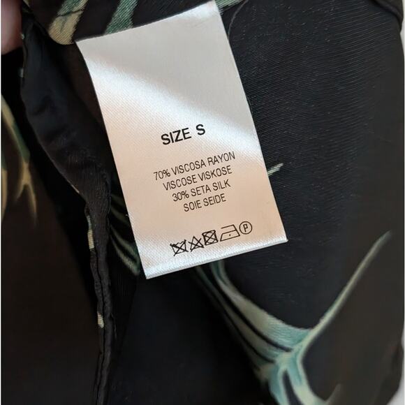 MOMONI Black Floral Print Silk Blend Short Sleeve Short Mini Dress, size S - Picture 8 of 8